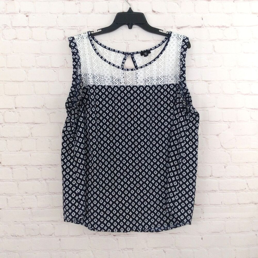 Torrid Top Womens 0 Blue White Geometric Sleeveless Scoop Lace Blouse Preppy